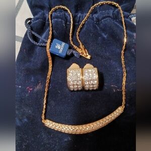 Vintage Swarovski crystal Bar necklace with matching clip on earrings.